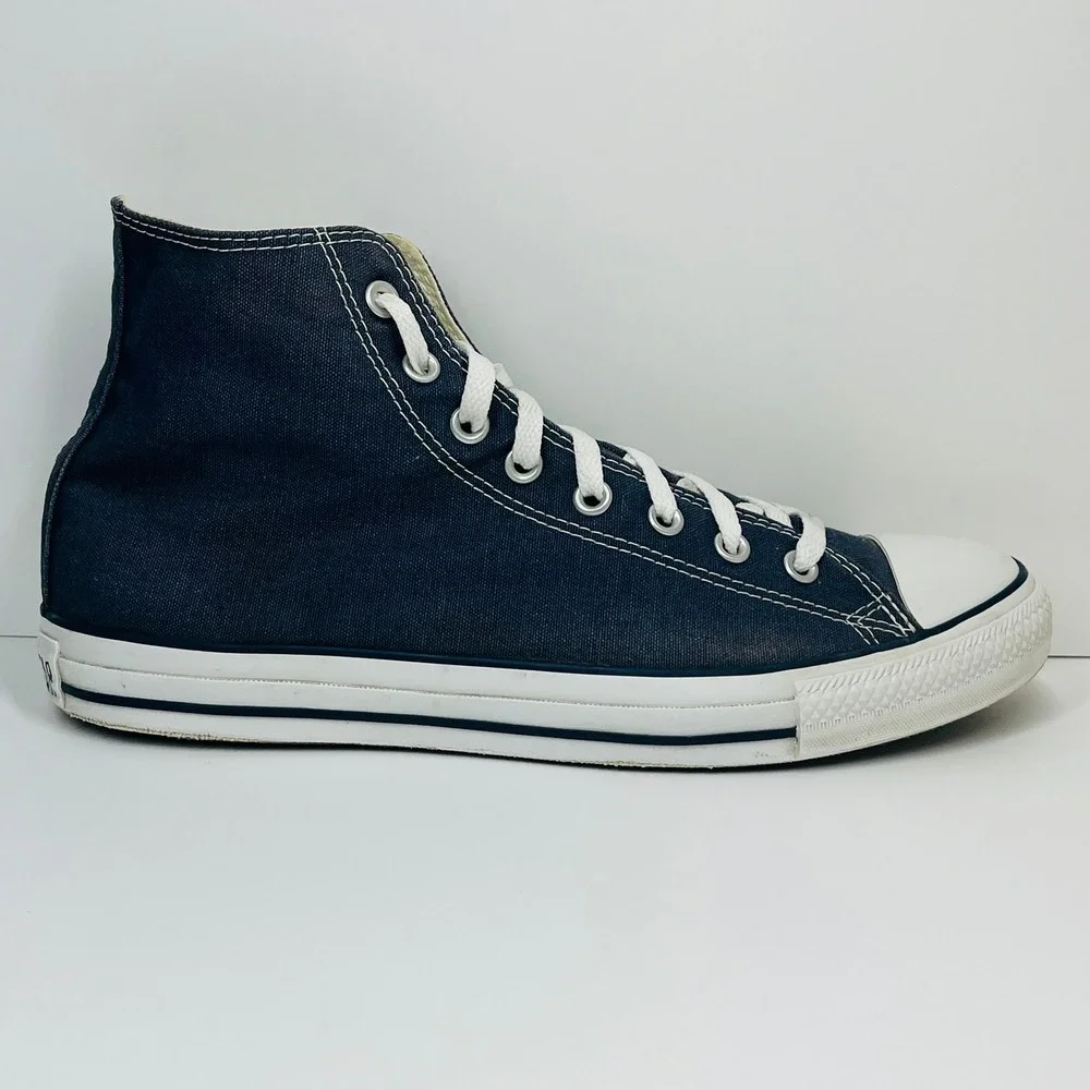 Converse Chuck Taylor All Star High Top Sneakers Mens 11 Womens 13 Navy M9622